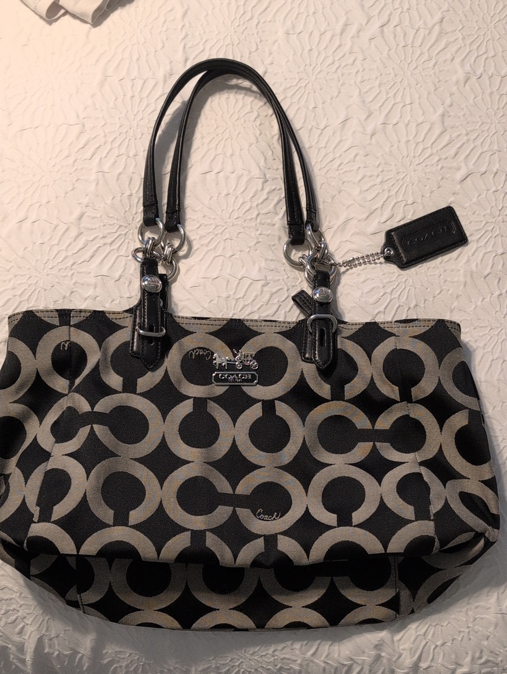Coach Black & Grey Signature C Pattern Tote
